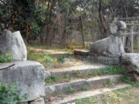 古墓碑图片大全 深山古墓,独一无二